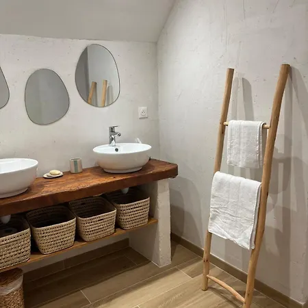 Maison De Charme Renovee * Saint-Malo-du-Bois