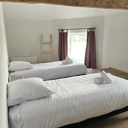 Maison De Charme Renovee Holiday home *